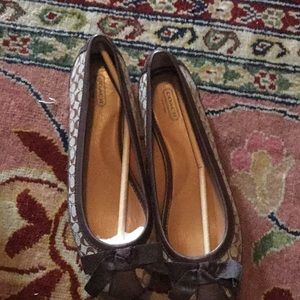 Women Coach Saundra, khaki/chocolate brn flats, s9